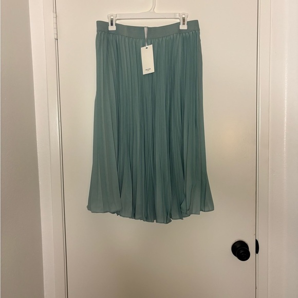 Grace Karin Dresses & Skirts - Grace Karin Green Midi A-Line Pleated Skirt